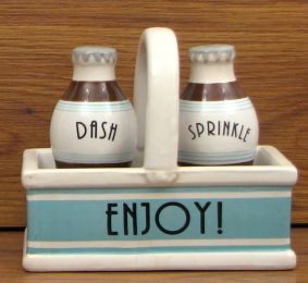 Ceramic Salt/Pepper in Tray - 049-15085